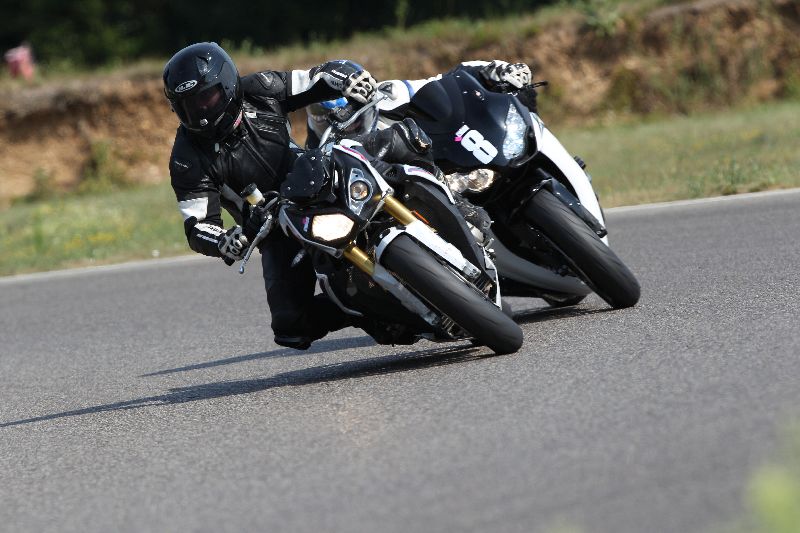 Archiv-2018/44 06.08.2018 Dunlop Moto Ride and Test Day  ADR/Strassenfahrer-Sportfahrer grün/8